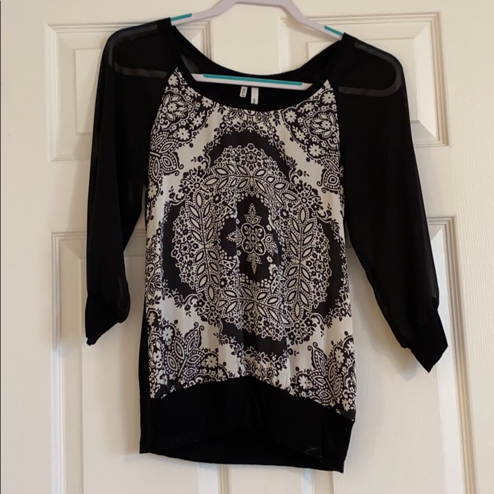 Chic black and white blouse